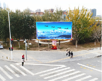 黄龙户外大屏广告投放要点。